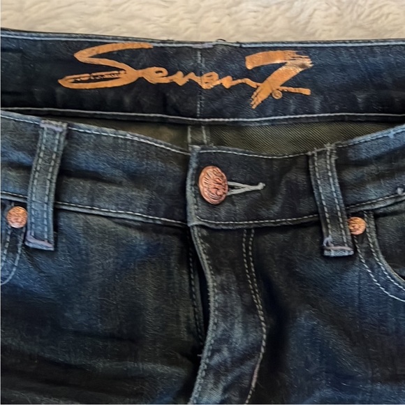 Women’s Seven jeans size 8-29, low waisted, straight leg, dark denim, distressed - Picture 2 of 7